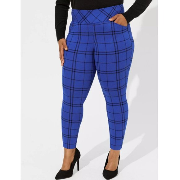 NWT Torrid 3 Plaid Blue Studio Pixie Luxe Ponte Skinny Pant 3X 22 24 - Picture 2 of 12